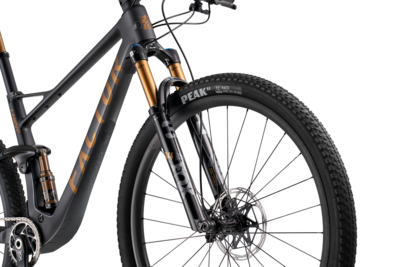 Factor_Lando_XC_Onyx_Radiant Copper_detail_006