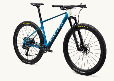 Factor_Lando_HT_Vintage Blue_45-DriveSide