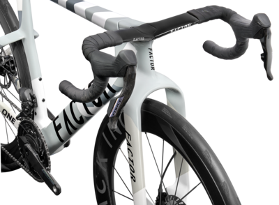 ONE_Nimbus Grey_D003