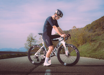 ONE - Action - Nimbus Grey 9