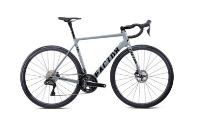 Factor-O2-Shatter-Gray-complete bike_ds180