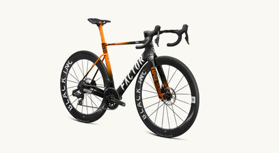 OSTRO-VAM_Team-AMANI-Special-Edition_DS45