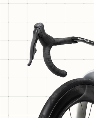 ONE-Launch_Nimbus-Grey_05