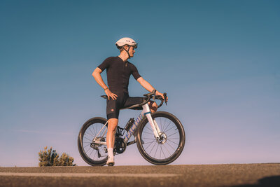 OSTRO VAM - Arctic Chrome - Action - 2