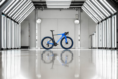 Bugatti Factor ONE - Light Tunnel -2