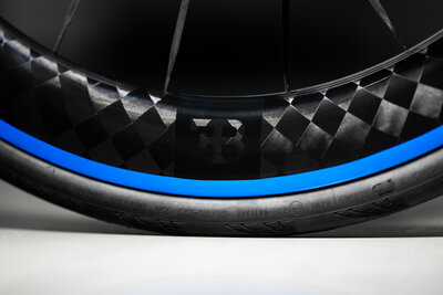 Bugatti Factor ONE - Light Tunnel -11