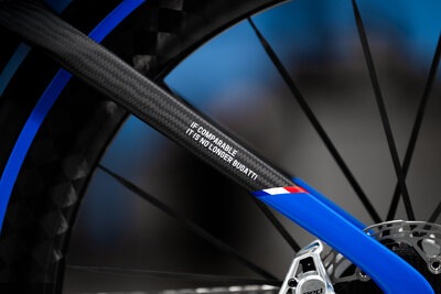 Bugatti Factor ONE - Light Tunnel -10