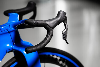 Bugatti Factor ONE - Light Tunnel -17.jpg