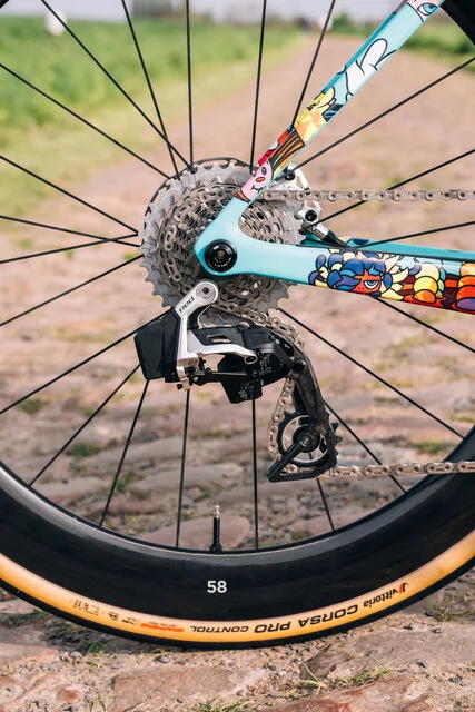 HPH26-Factor-PRbike-HR-34