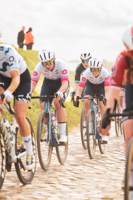 mpe_paris-roubaix_margot-marasco_ilona-rouat_3160x4740_photo_(c)_thomas-braun