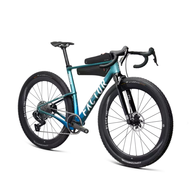 studio_SARANA_Cyan Blue_DS45_suspension fork_bag