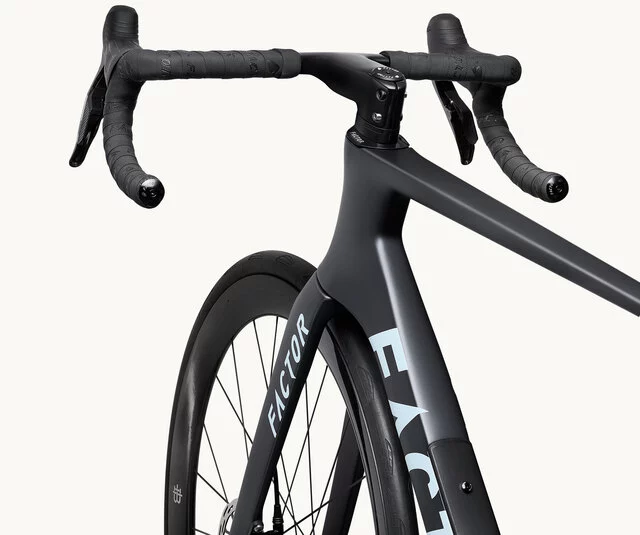 FACTOR_Monza_Anodized-Black_d-001