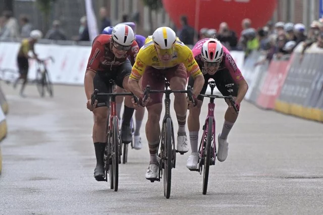 sprintcyclingagency_9181541_1_2000px
