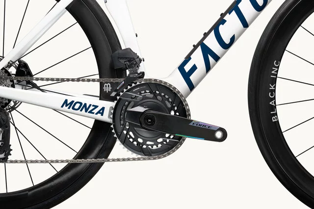 Studio-MONZA-PEARL WHITE-Force-E1-D003