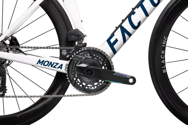 Studio-MONZA-PEARL WHITE-Force-E1-D003