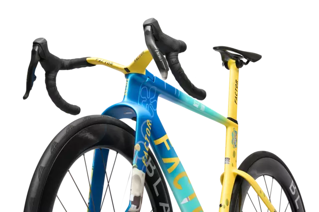 Factor ONE XXRAY PLUS SpongeBob SquarePants Edition_detail_001
