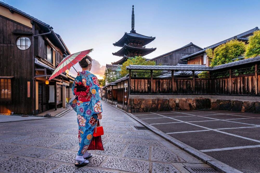 Fandom tourism: following in the footsteps of Bridgerton, Persona 5, and BTS | News24