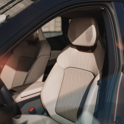 LYNKCO 08EU 79 F4de16 75a228