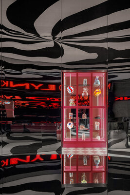 LynkCo Milan Interior 02 HR D56713 Large 86caff