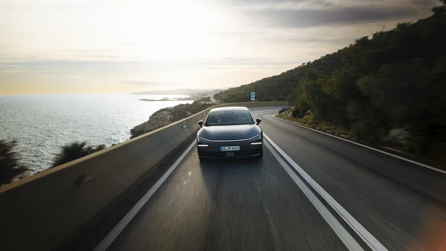 XPENG P7+