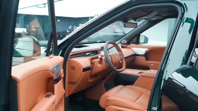 XPENG G9L