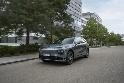 609580-XPENG G9 008-e46311-original-1756817602