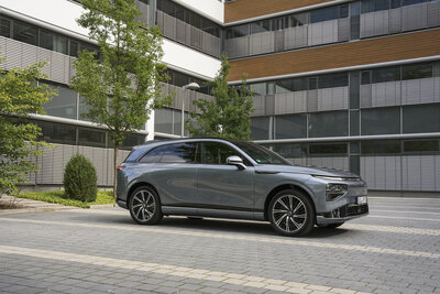 609601-XPENG G9 027-ac399e-original-1756817789