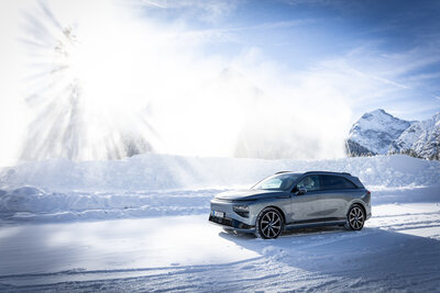 632229-XPENG G9 Winter_30-b94292-original-1764861020