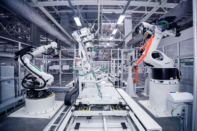 ARIDGE Flying Car Factory Inner © ARIDGE 091f38