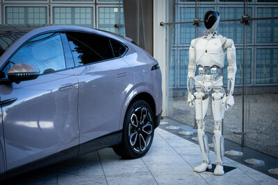 609681-XPENG_021-2d3756-original-1756821346