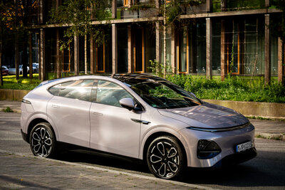 609821-XPENG_146-9c36ec-original-1756822462