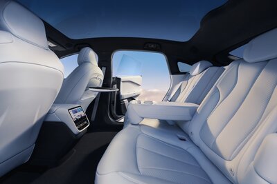 Rear Cabin Space 01 Ca3503