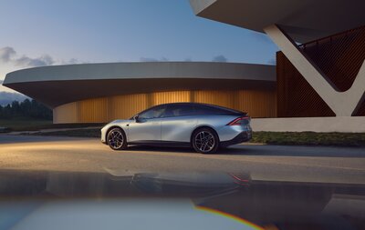 Vehicle Static Shot 3 4b3d86