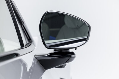 LCQ_2996-opq4129984701