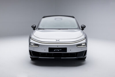 LCQ_2840-opq4129606545