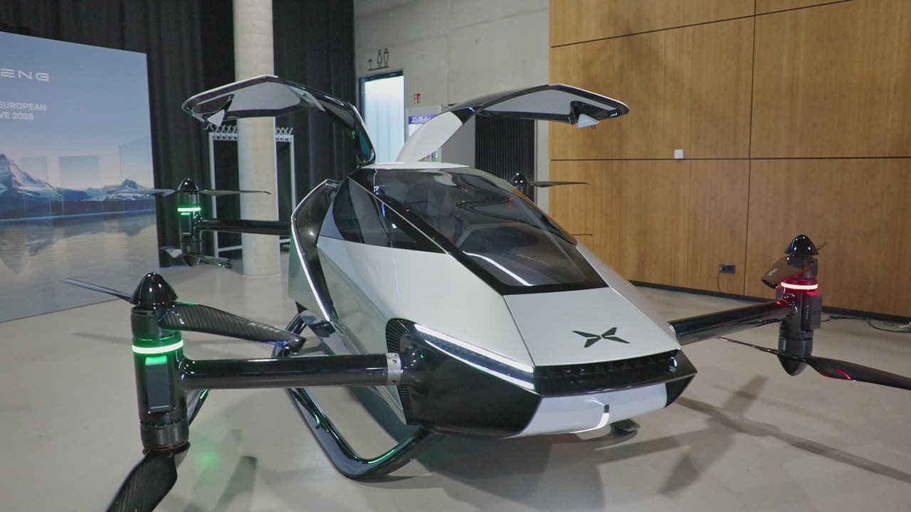 2318-xpeng_media_drive00033243-2bca92-source-upload.mp4