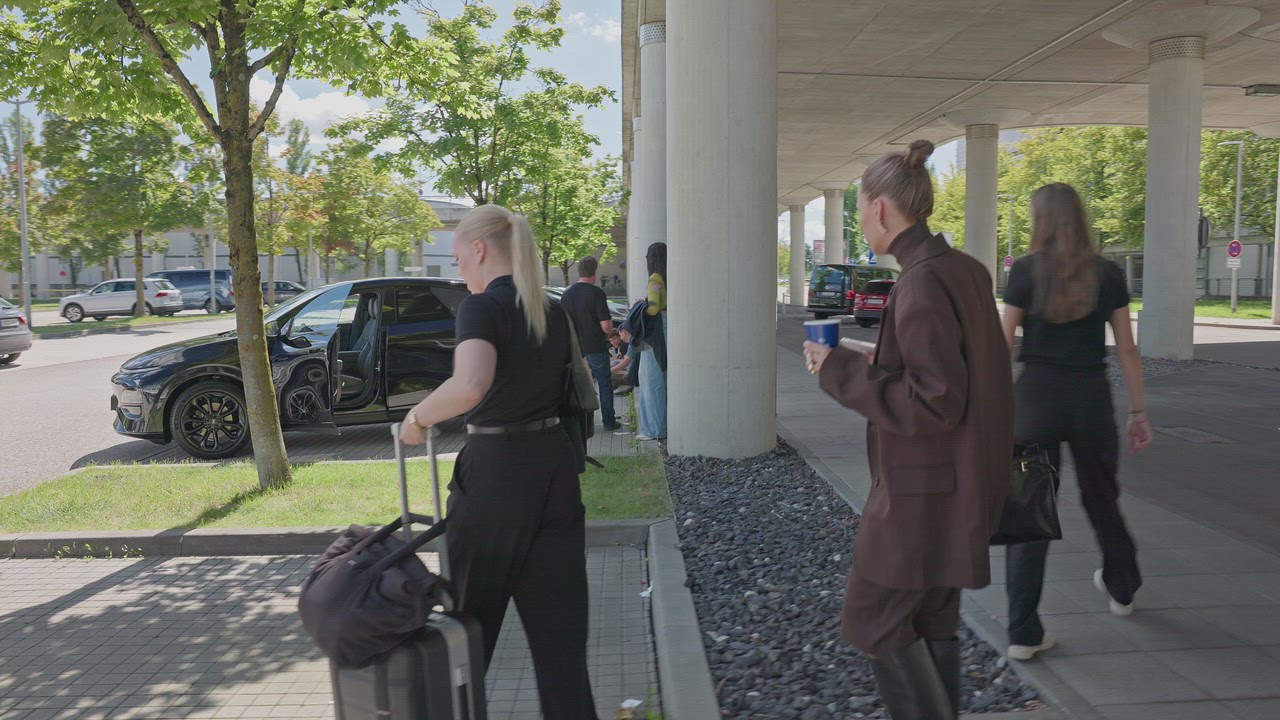 2334-xpeng_media_drive00027301-3bdc6e-source-upload.mp4