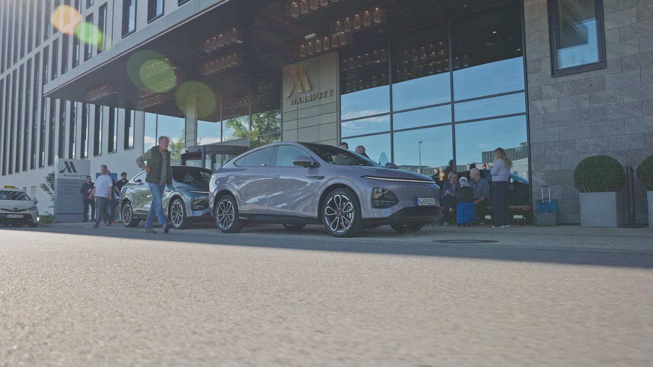 2392-xpeng_media_drive00062866-c8d0f0-source-upload.mp4