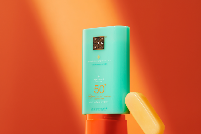 1119973-rituals-karma-face-stick-product-focus-4-PNG.png