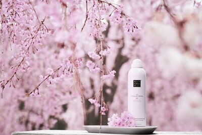 1115586-rituals-39-sakura-2024-foaming-shower-gel_0026