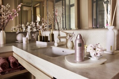 1117161-rituals-14-sakura-2024-body-mousse-lotion_002