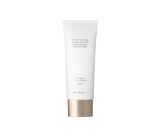 1121343-skincare-velvet-foaming-cream-cleanser-125ml