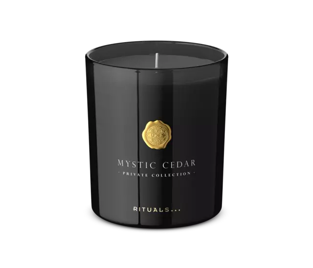 1119740-rituals-mystic-cedar-scented-candle-360g