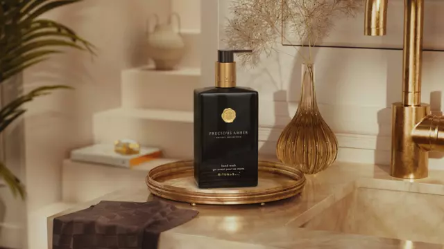1118649-pr25001-precious-amber-hand-wash-300ml