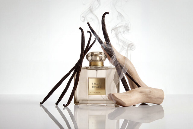 The Founder´s Collection - VELVET HEART lifestyle.jpeg