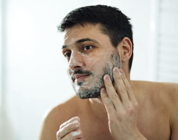 Les meilleurs nettoyants visage pour avoir une peau impeccable