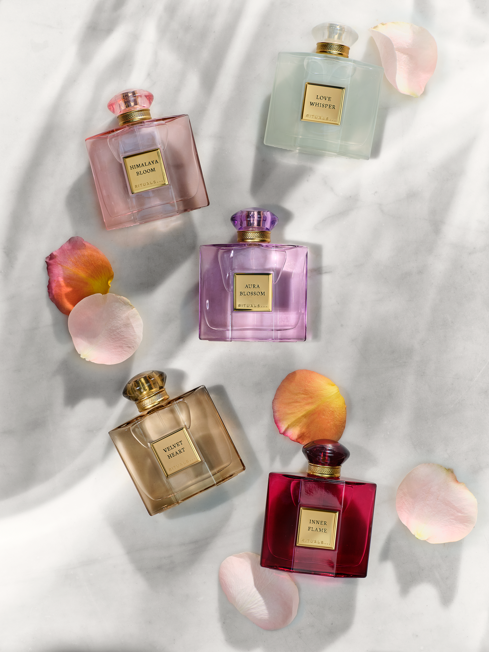 1120729-rituals-fc26040-b-feminine-bottles-PNG.png
