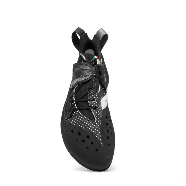 scarpa-blackbird-still-3