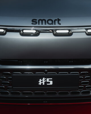 smart-hashtag5-brabus-milan-worldpremiere-8 (1).jpg