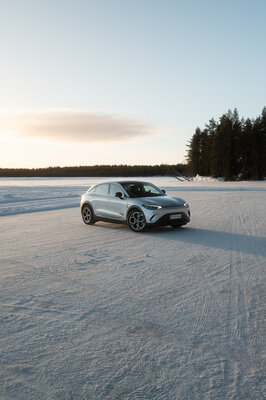 smart-ice-experience-finland-4.jpg
